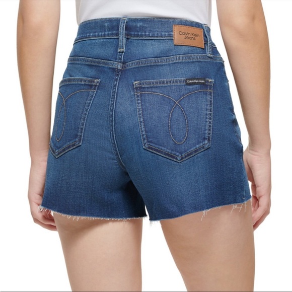 NWT Calvin Klein High Rise cut off denim shorts 8/29 - Picture 3 of 7
